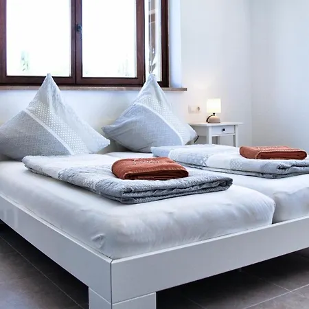 Leilani Appartement *